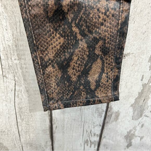 Paige - NWT Hoxton Snakeskin Skinny Jeans - Picture 4 of 8